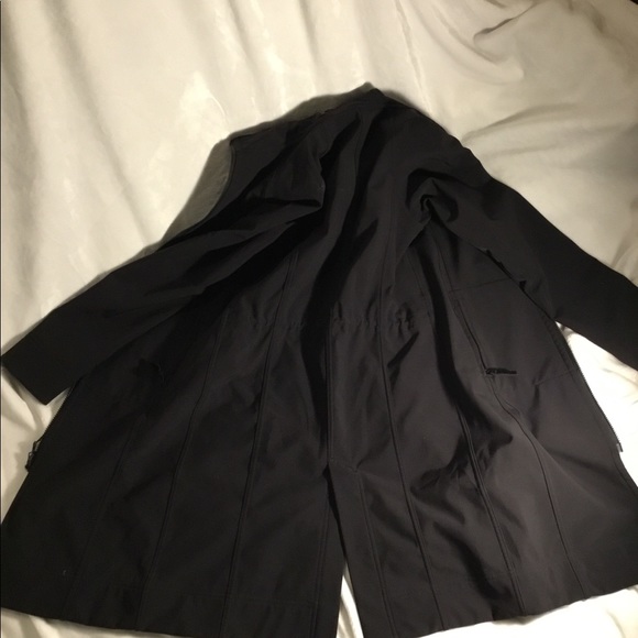 Rare lululemon jacket - Picture 7 of 7